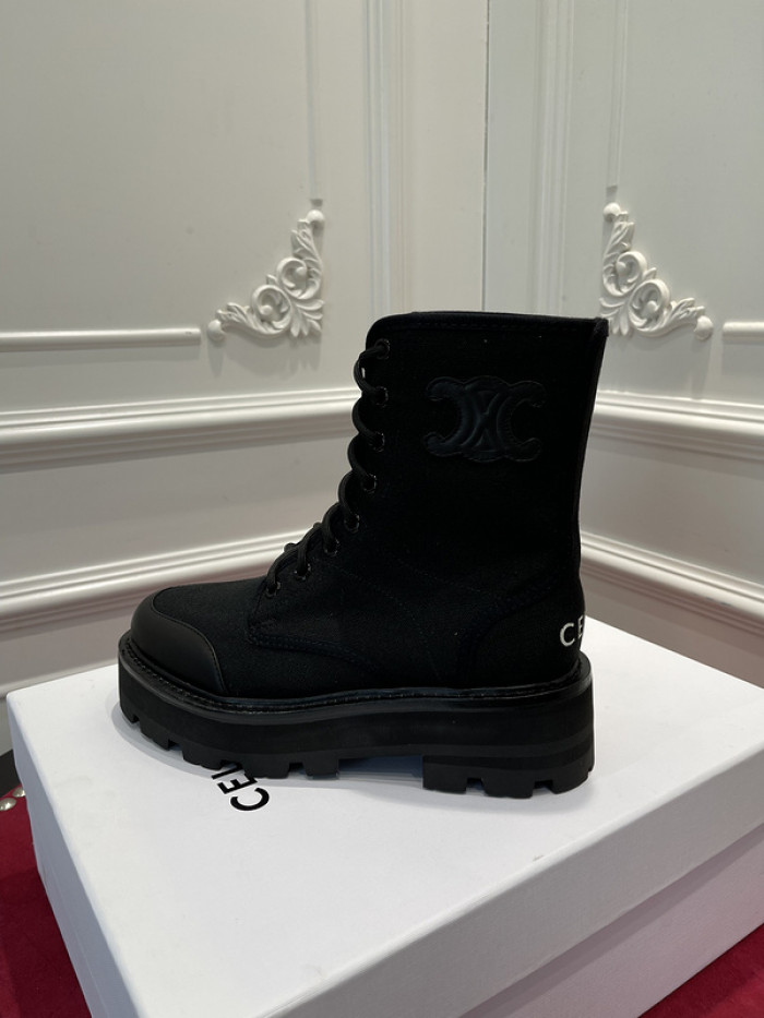 clin boots