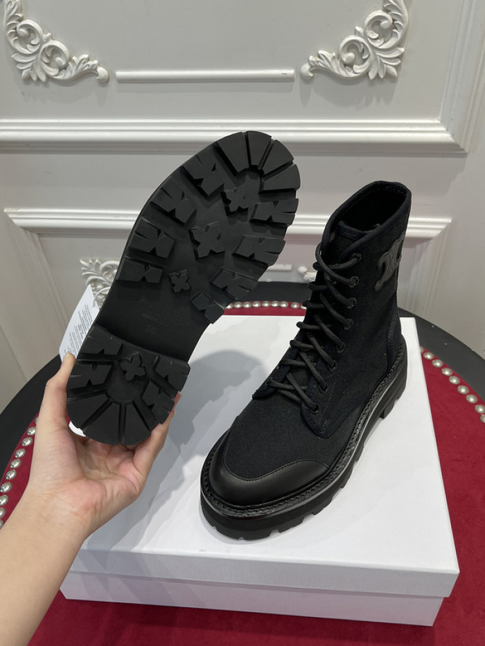 clin boots