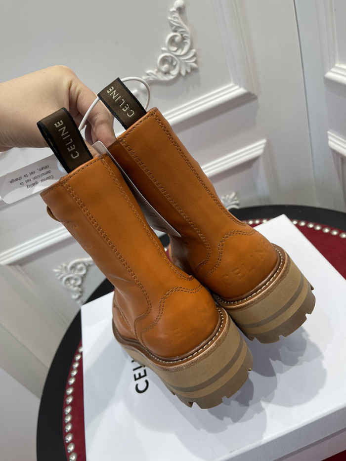 clin boots
