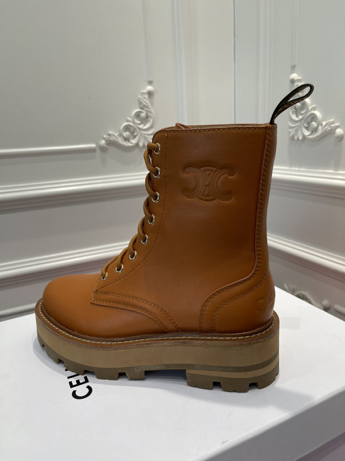 clin boots