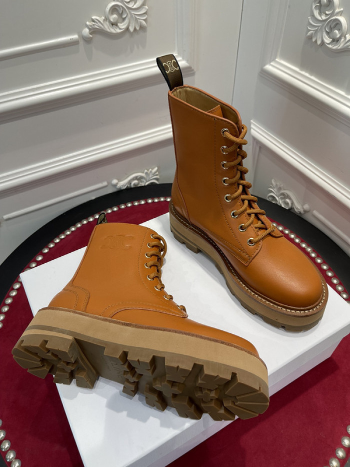 clin boots