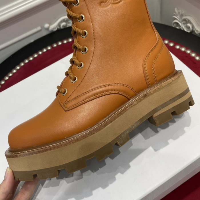clin boots