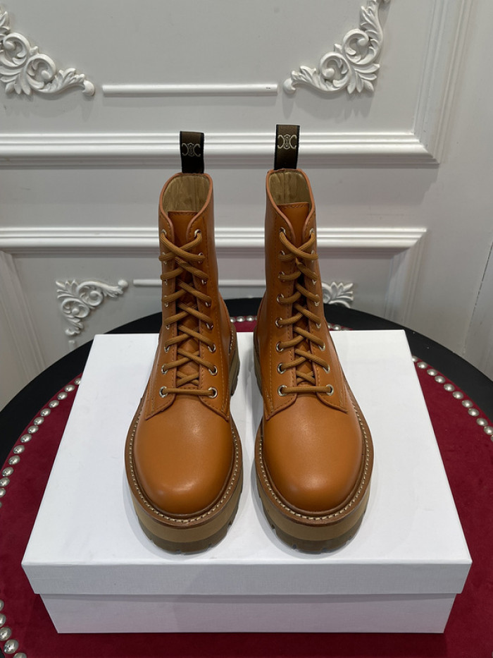 clin boots