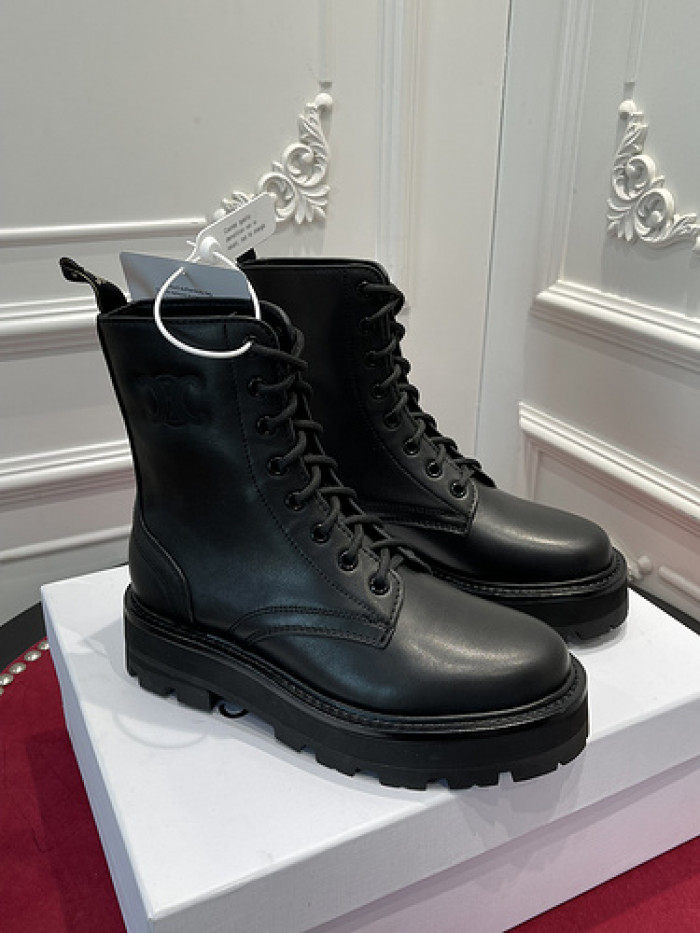 clin boots