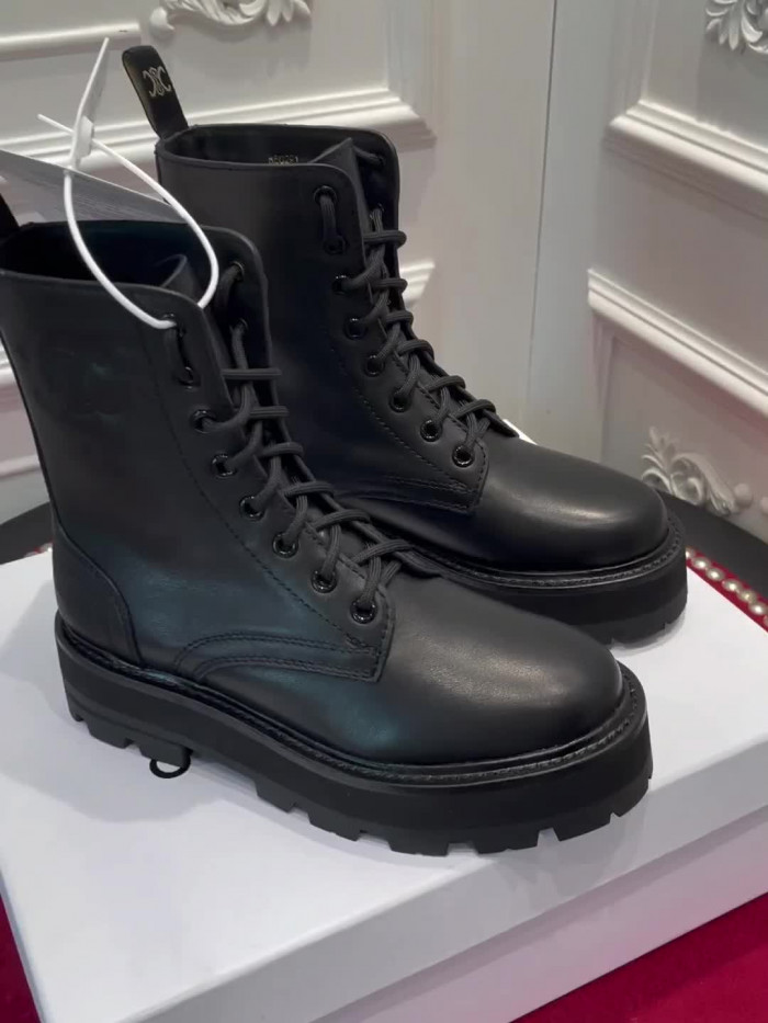 clin boots