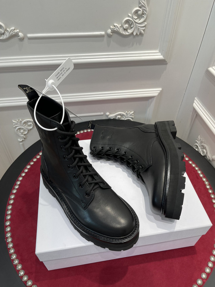 clin boots