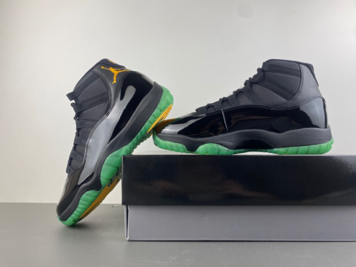 Air Jordan 11 Retro "Green Black" CT8012-037