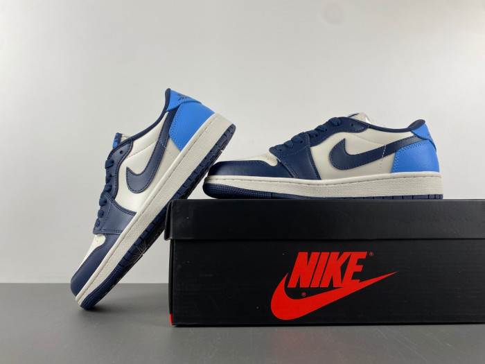 AIR JORDAN 1 RETRO LOW OG