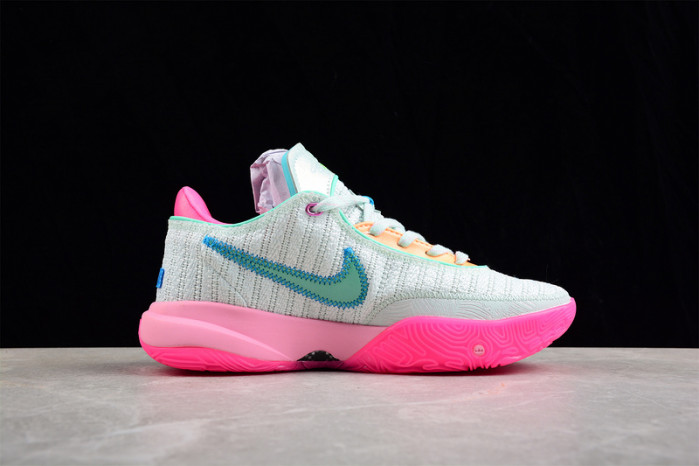 nike lebron 20 violet frost dj5422-500