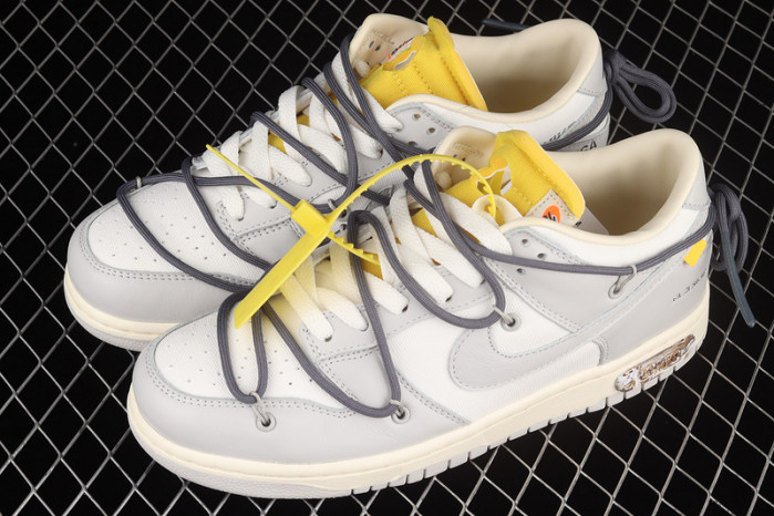 ofw x nk dunk low 41 of 50 dm1602-105