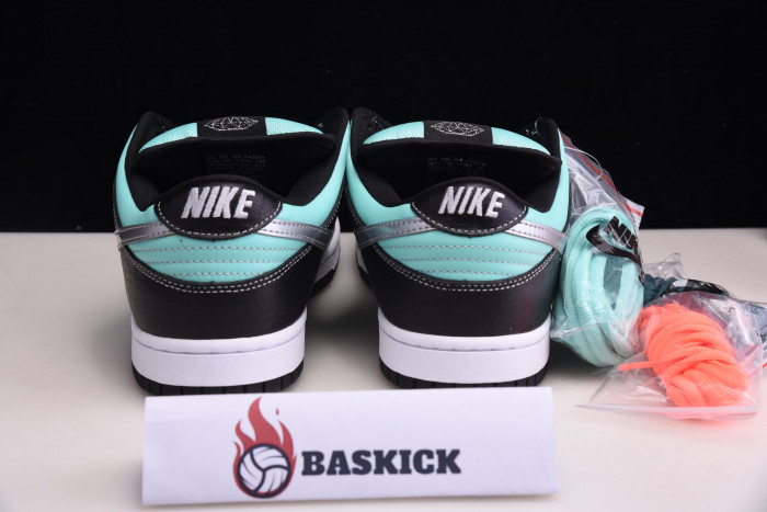 diamond S*pply co. x dunk low pro sb