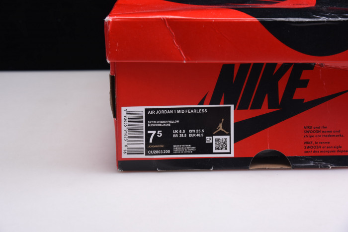 air jordan 1 mid se fearless maison chateau cu2803-200
