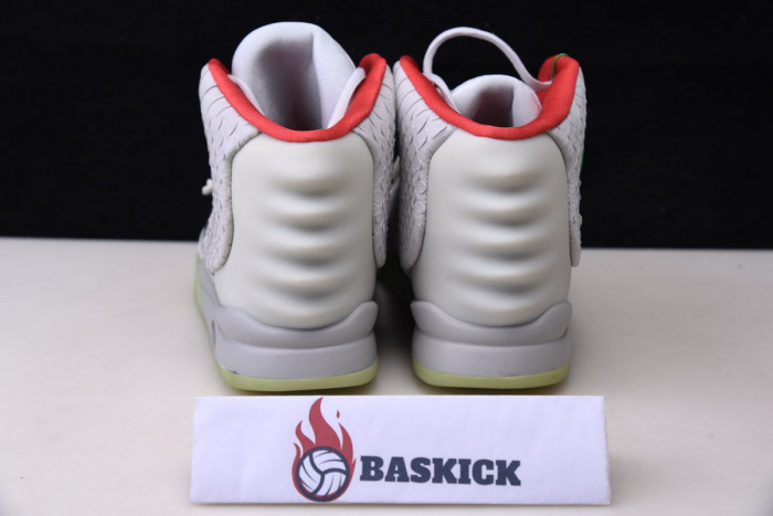 nike air Y**zy 2 pure platinum wolf grey mens 508214-010