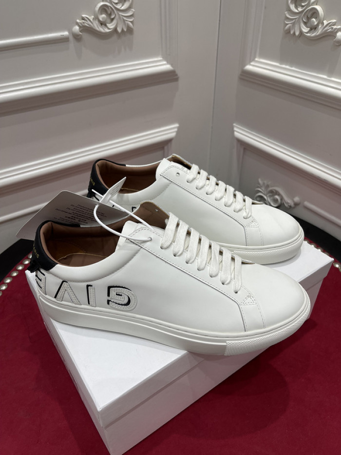 g1vency sneaker