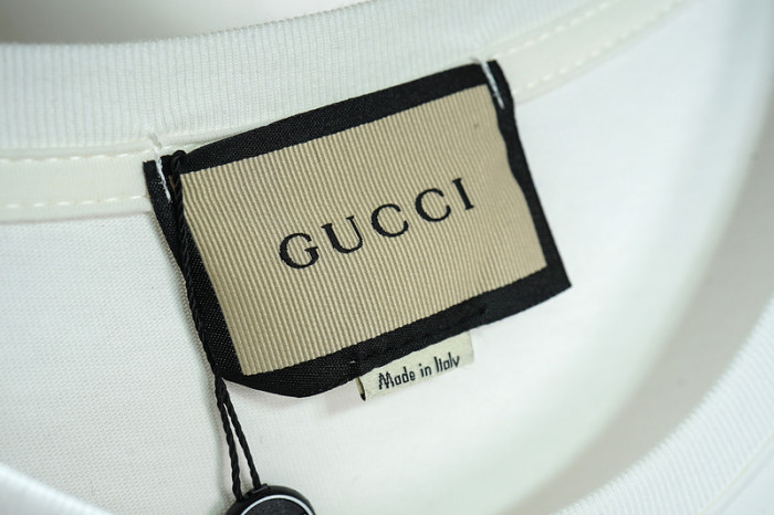 guc t-shirt