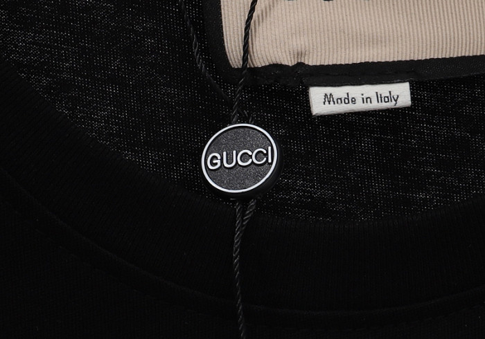 guc t-shirt