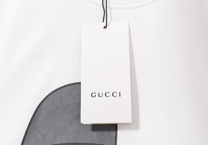 guc t-shirt