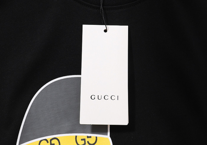 guc t-shirt