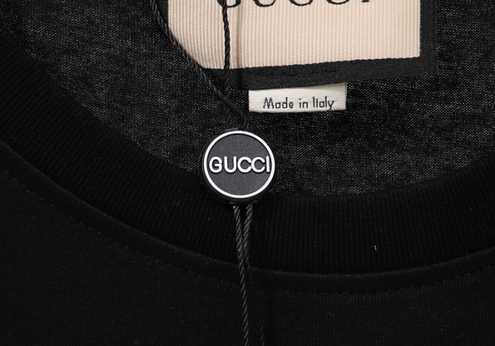 guc t-shirt