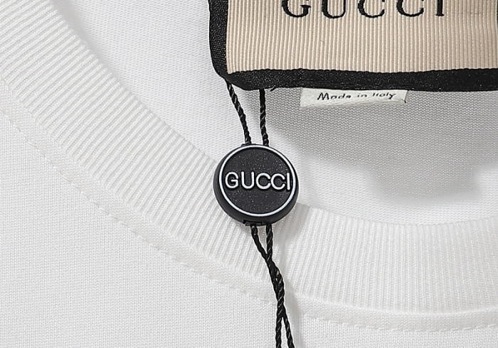 guc t-shirt
