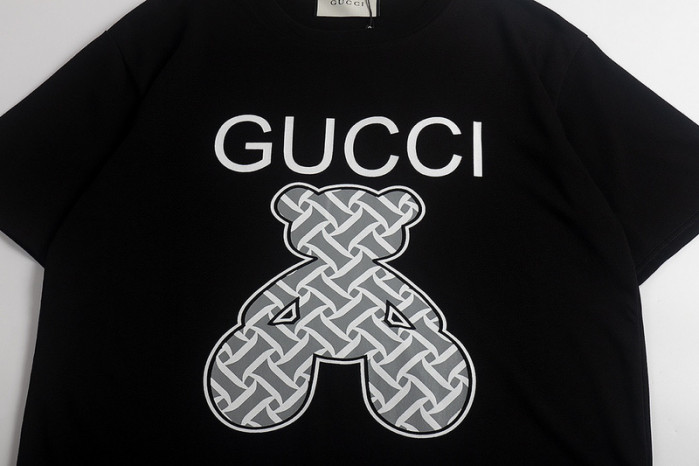 guc t-shirt
