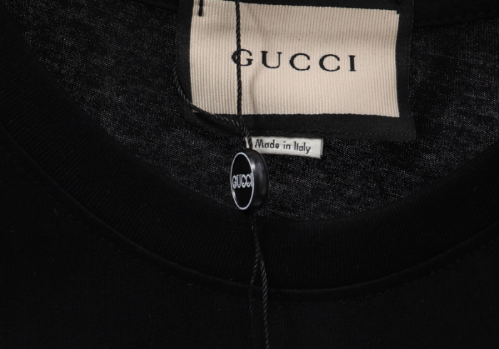 guc t-shirt