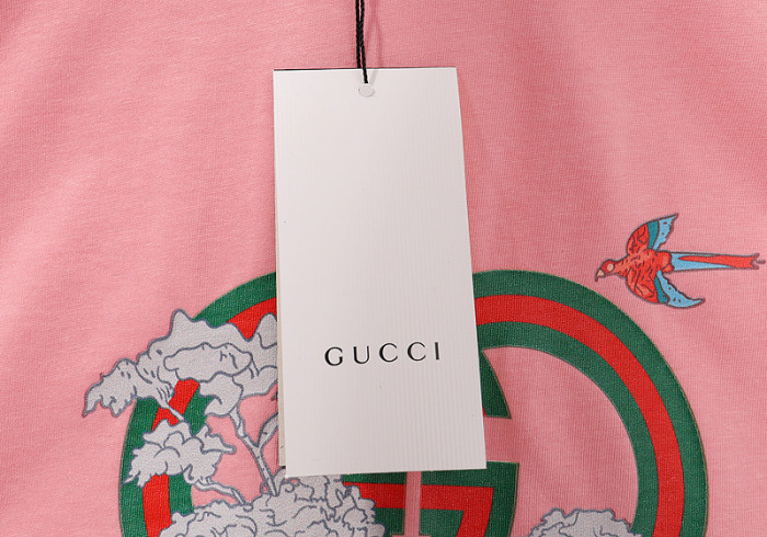 guc t-shirt