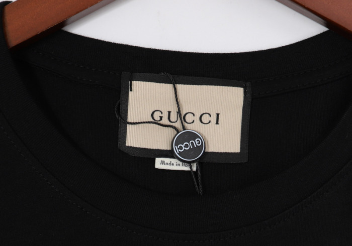 guc t-shirt