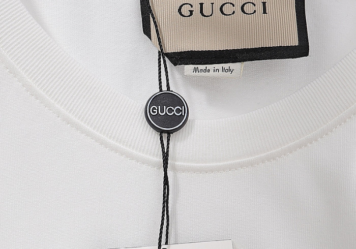 guc t-shirt