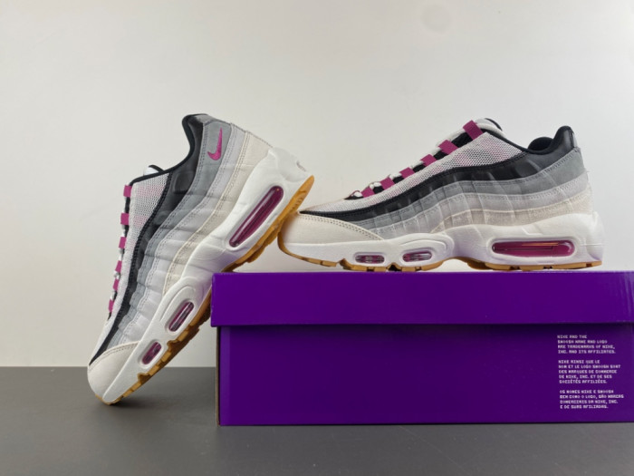 Nike Air Max Plus HF7545-100