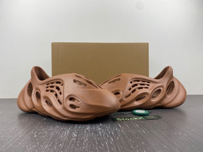 ad1d*s Y**zy foam rnnr flax hp5335