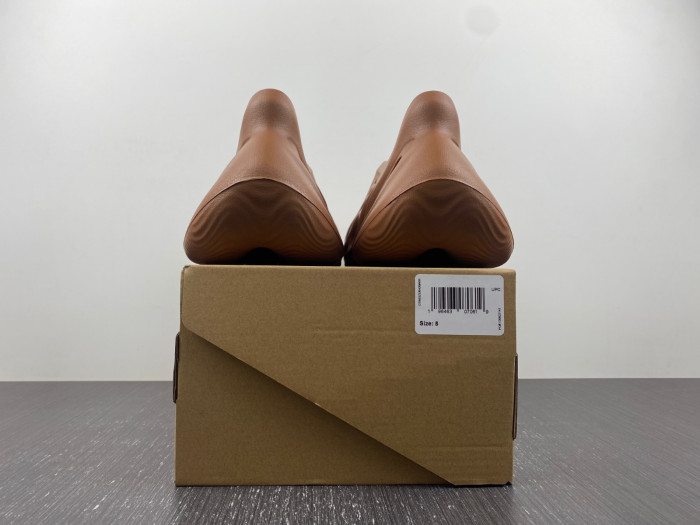 ad1d*s Y**zy foam rnnr flax hp5335