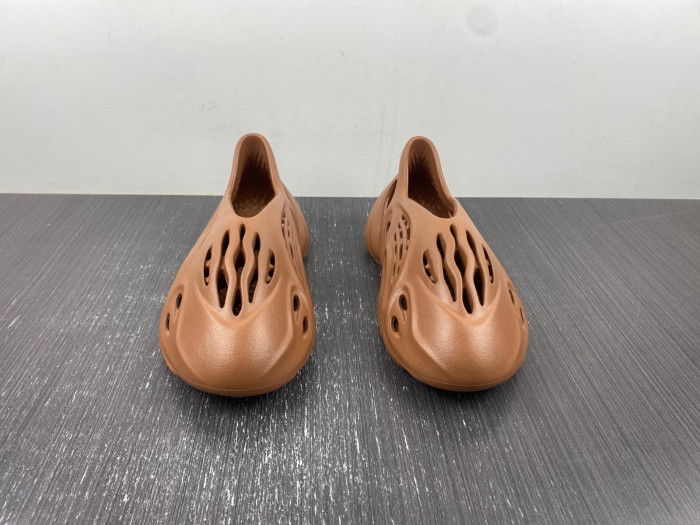 ad1d*s Y**zy foam rnnr flax hp5335