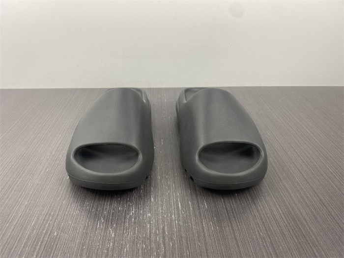 ad1d*s Y**zy slide onyx hq6448