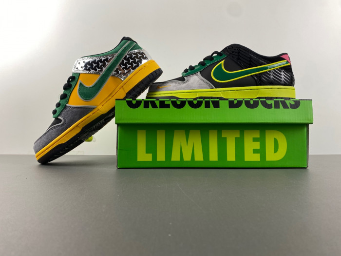 NIKE SB DUNK LOW "WHAT THE DUCKS HOME" HV1454-001