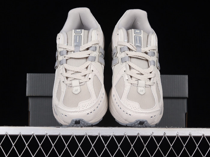 new balance 1906r moonbeam rain cloud m1906rd
