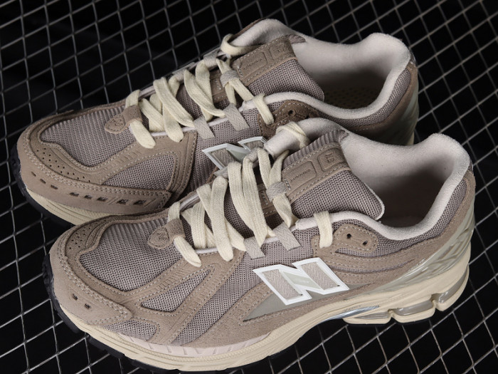 new balance 1906r beige cream m1906rl