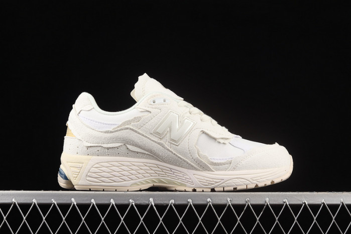 new balance 2002r protection m2002rdc
