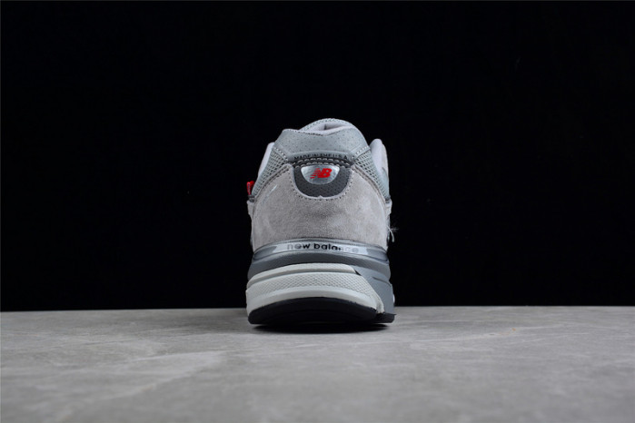 new balance 2002r protection m990vs4