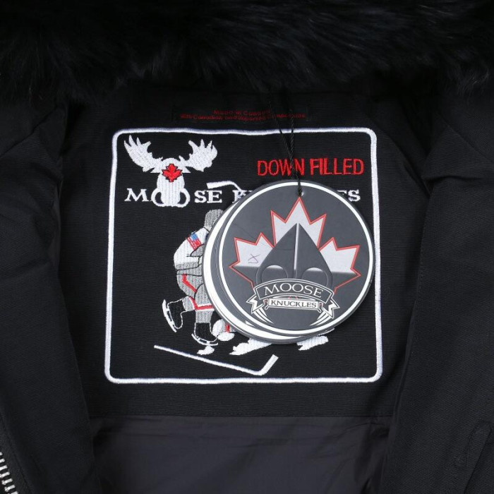M00SE KNUCKLES COAT BLACK