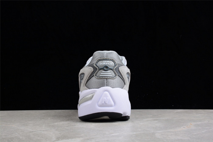 new balance 2002r protection ml725p