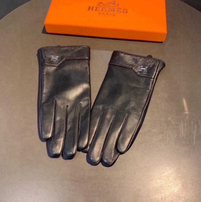 HERME GLOVES