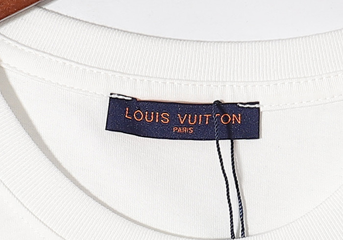 lovt t-shirt