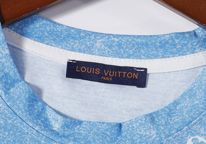 lovt t-shirt