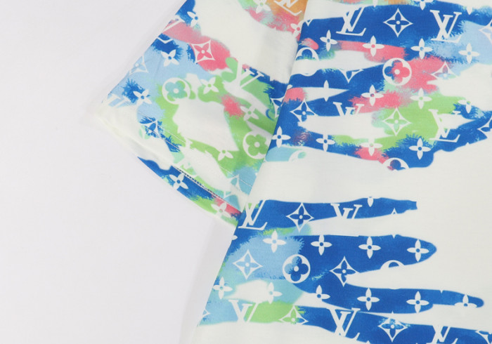 lovt t-shirt