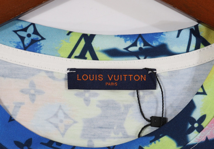 lovt t-shirt