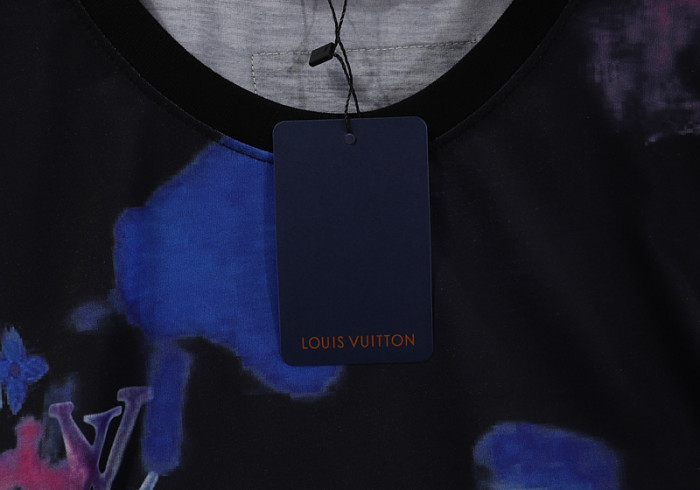 lovt t-shirt