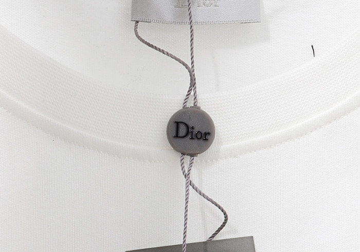 d1or t-shirt