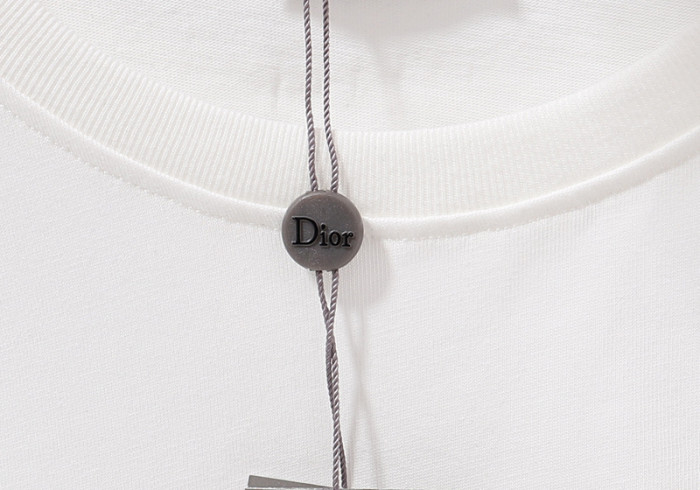d1or t-shirt