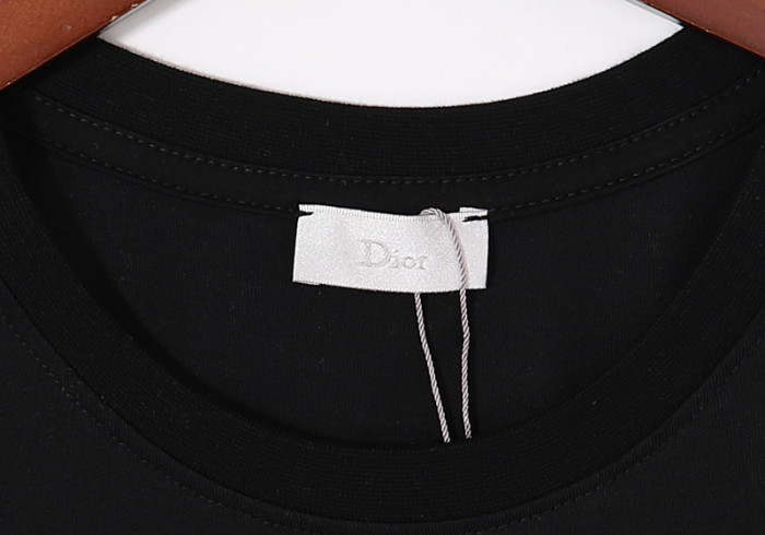 d1or t-shirt